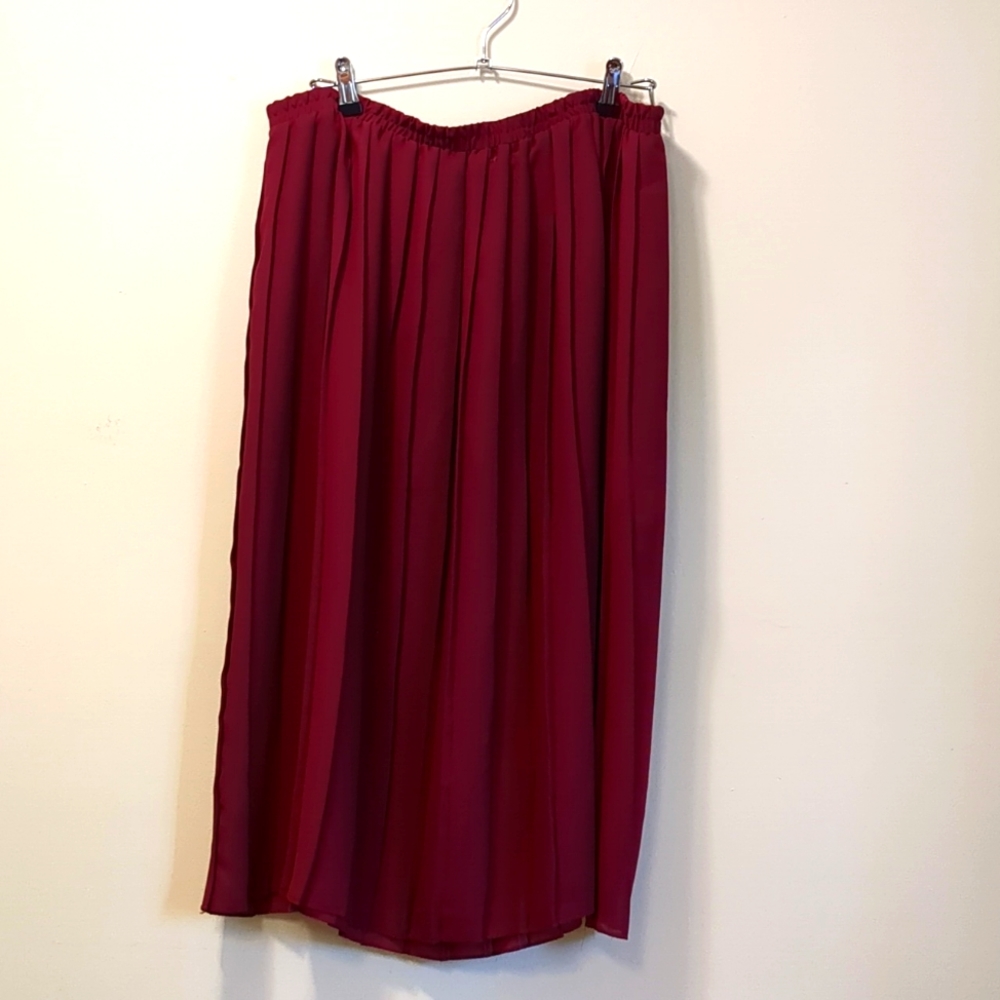 Pleated Skirt